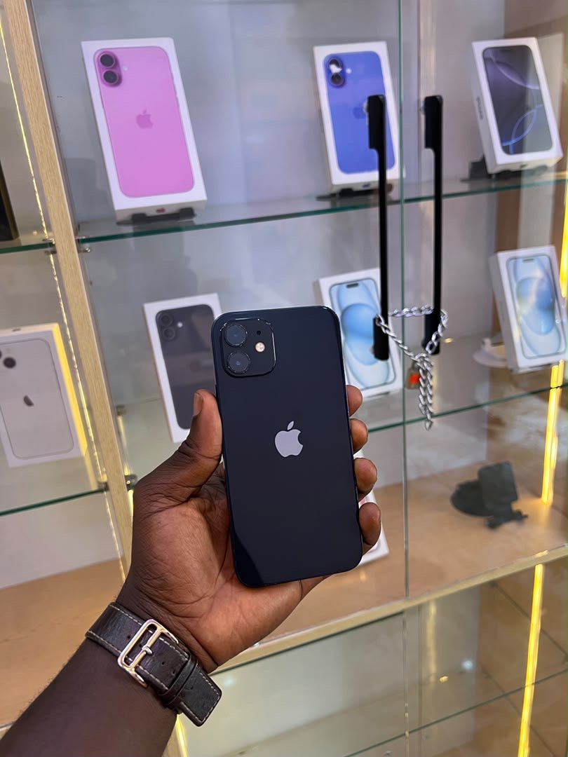 Apple iPhone 12 64GB
